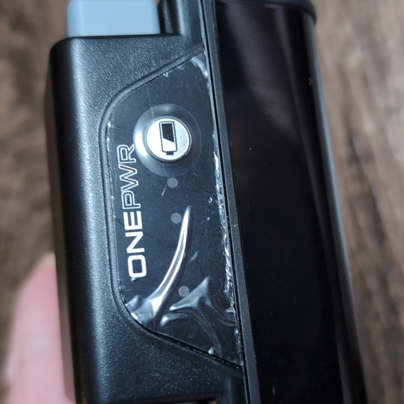 Hoover OnePwr Lithium-Ion 4.0 Max 3X Speed Charger/Battery 20V BH25040 - Picture 5 of 6